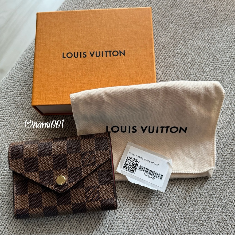 Louis Vuitton Damier Ebene Compact Wallet